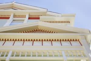 Oakland Painting Experts at Arana Painting offer quality painting services for both the interior and exterior of your home or commercial building.