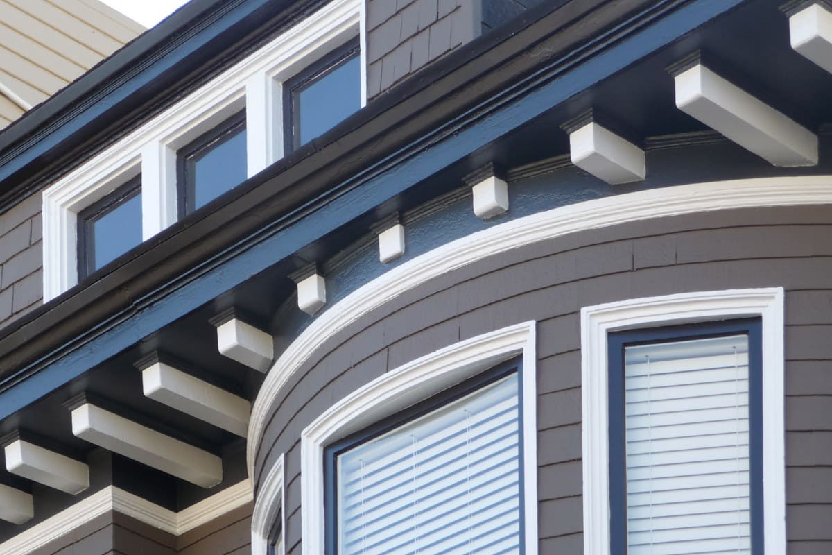 Oakland Painting Experts at Arana Painting offer quality painting services for both the interior and exterior of your home or commercial building.