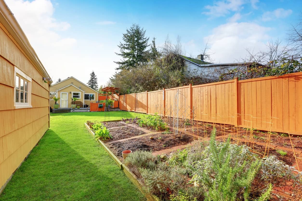 best stain for cedar fence
