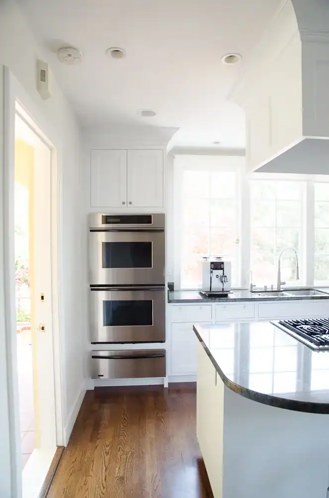 Arana Cabinets Painted-2180 Cabinet Painting